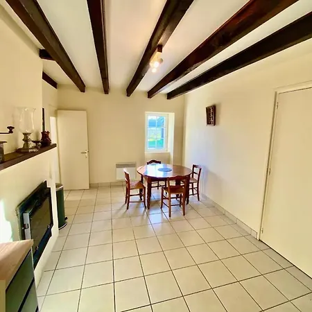 Cedres - Maison Chaleureuse A La Campagne Avec Jardin بيت للعطل