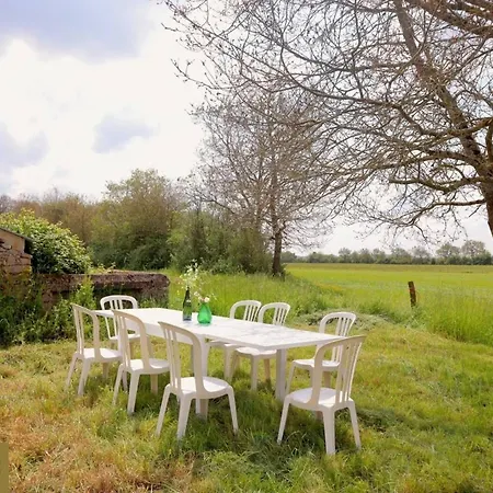 Prázdninový dům Cedres - Maison Chaleureuse A La Campagne Avec Jardin *